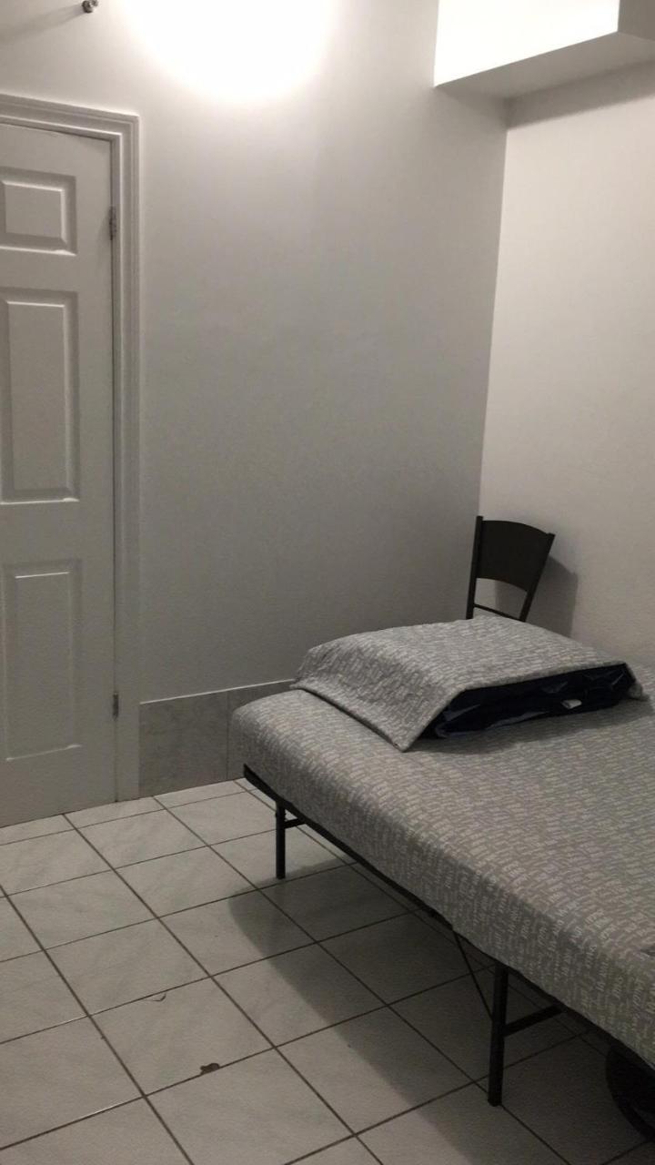טורונטו University Apartment מראה חיצוני תמונה